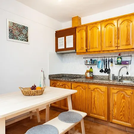 Vakantiehuis Tenohomes Rustic House With Terrace & Nature Views *
