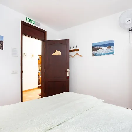Tenohomes Rustic House With Terrace & Nature Views Hébergement de vacances *